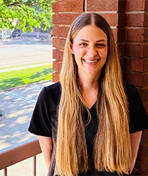 Dental hygienist Nicole